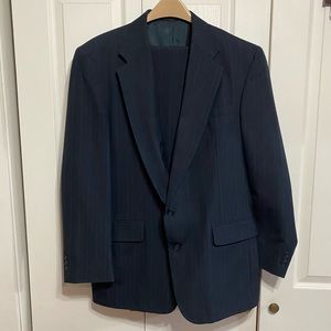 Men's 2 pc pinstripe Suit
